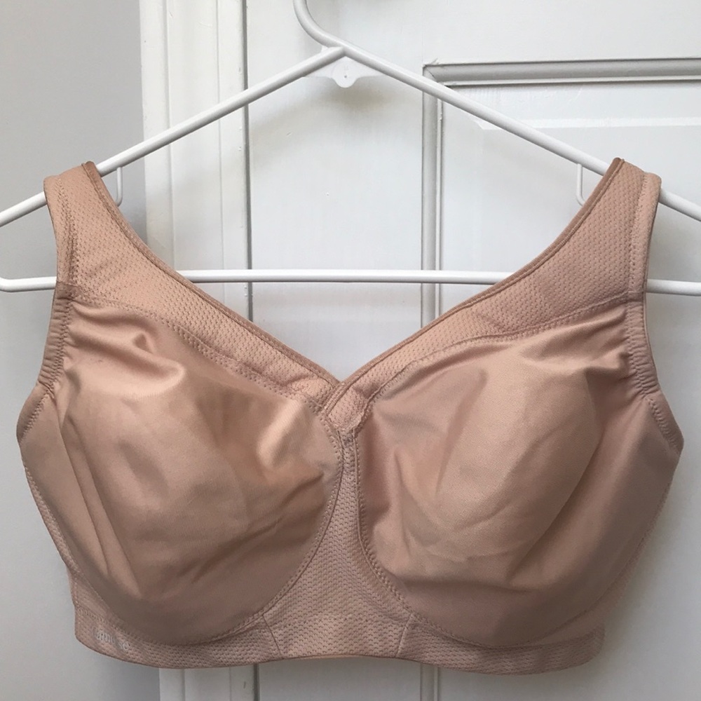 Wireless full support bra